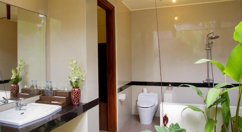 Bathroom 5, Ladera Villa Ubud, Gianyar