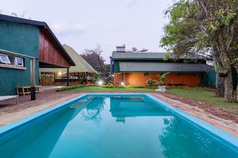 Sport & Beauty, Avril Guest Lodge, Hwange