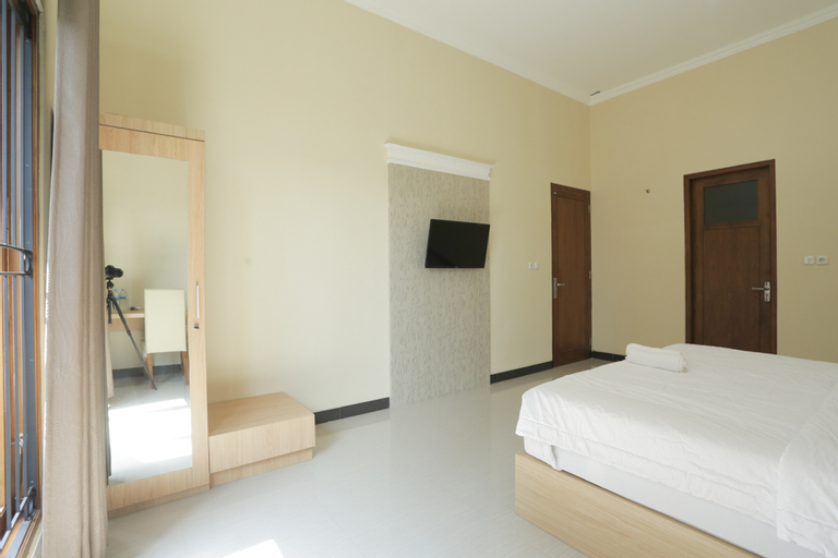 Bedroom 14