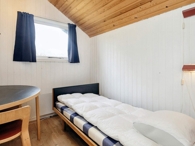 Bedroom 2, 7 Person Holiday Home in Fjerritslev-by Traum, Jammerbugt