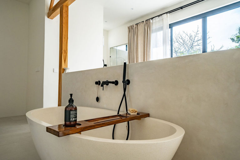 Bathroom, Casa Terra Uluwatu, Badung