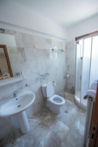 Bathroom 4, Thimeli, Peloponnese