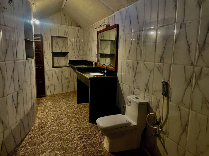 Bathroom 3, Pukhraj Garh Jodhpur, Jodhpur