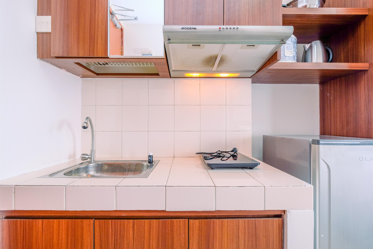 Others 2, Warm and Cozy Studio at Margonda Residence 3 Apartment By Travelio, Depok