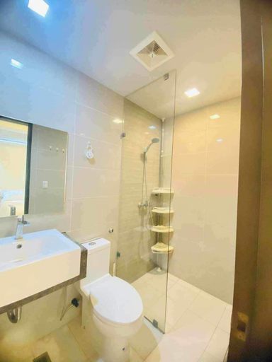 Bathroom 5, Mactan Newtown Condo, Lapu-Lapu City