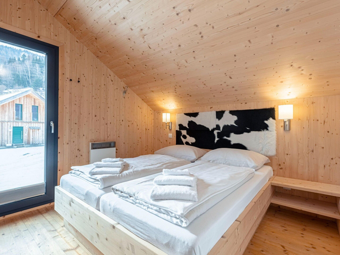 Bedroom 4, Lovely Chalet With hot tub, Murau