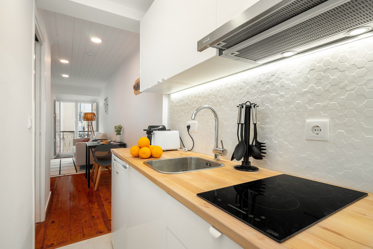 Others 4, Alfama 1-Bed W/Ac Great Location To Explore Lisbon, Lisbon