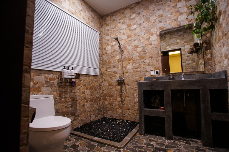 Bathroom 9