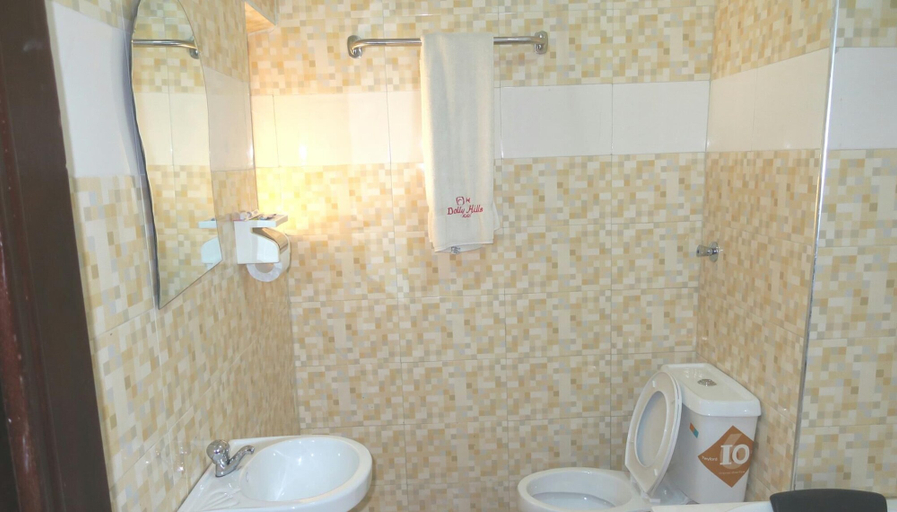 Bathroom, Dolly Hills Hotel, Anambra East