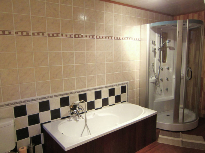 Bathroom 3, Holiday home in Cul des Sarts, Hainaut