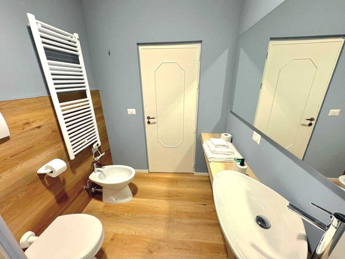 Bathroom 4, Tenuta Lo Cuoccio, Bari