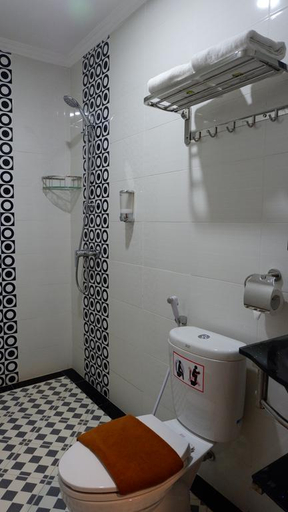 Bathroom, Puncak Budget Bangka, Bangka Tengah