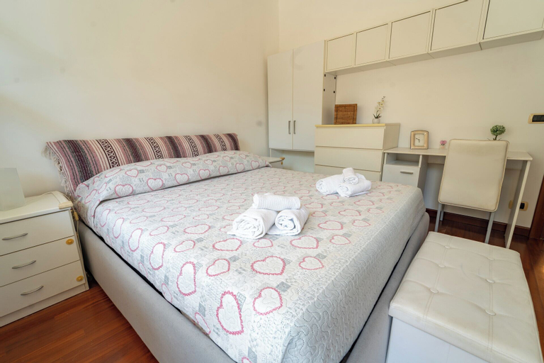 Bedroom 1, Sanremo Family Apartment, Imperia
