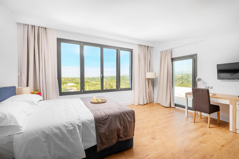 Bedroom 2, 5star Villa Harmony w heated pool, Gym, Spa, Sauna, Crete