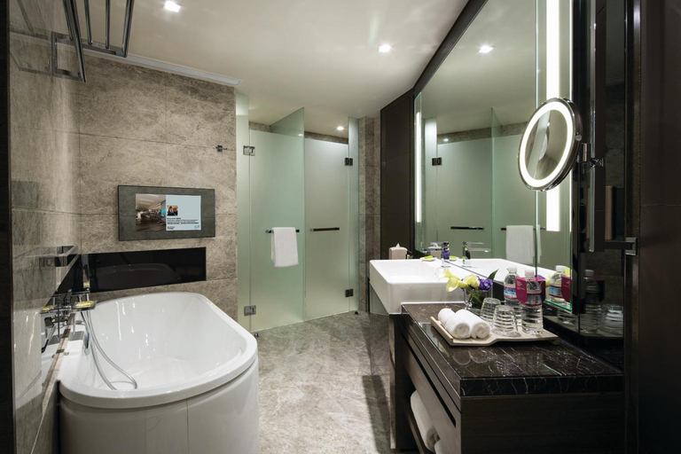 Bathroom 3, The Royal Garden Kowloon East, New Territories