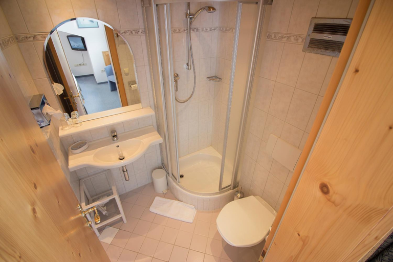 Bathroom 2, Haus 7 Stuben, Bludenz