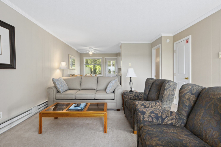 Others 5, North Beach Resort, Hubbard