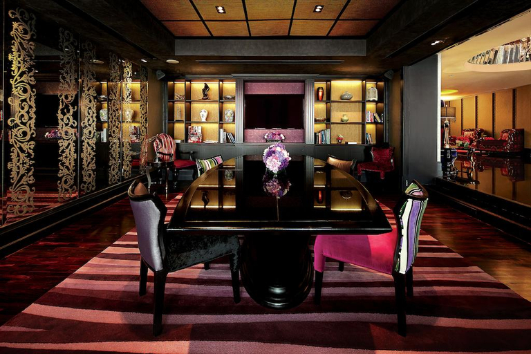 Food & Drinks, Aurum Royal, Singapore