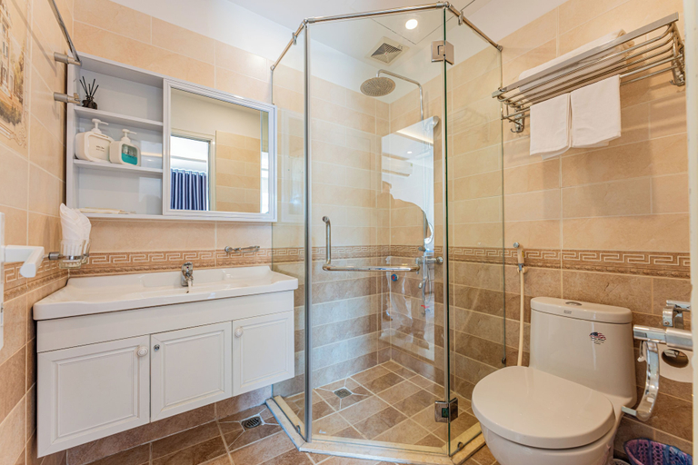 Bathroom 3, Moon Hotel Do Quang, Cầu Giấy