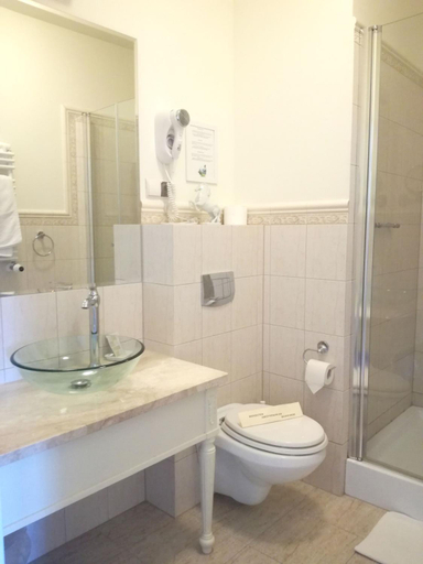 Bathroom 3, Hotel SPA Akacjowy Dwor, Stargard