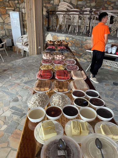 Food & Drinks, Sputnik Navoi Yort camp, Tomdi