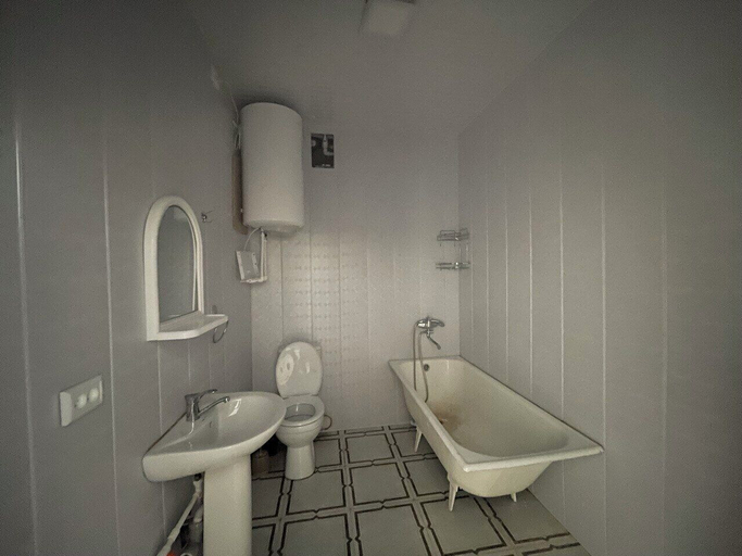 Bathroom 3, YANGIOBOD HOTEL, Ohangaron