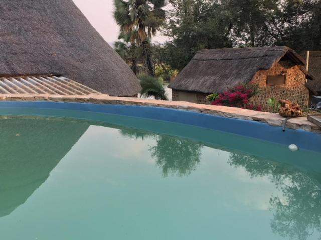 Others 3, Sundowner Lodge, Hwange
