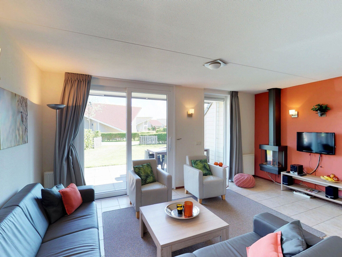 Living area, Villa in Zeeland With Private Terrace, Noord-Beveland