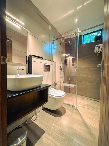 Bathroom, Rill woods, Wayanad