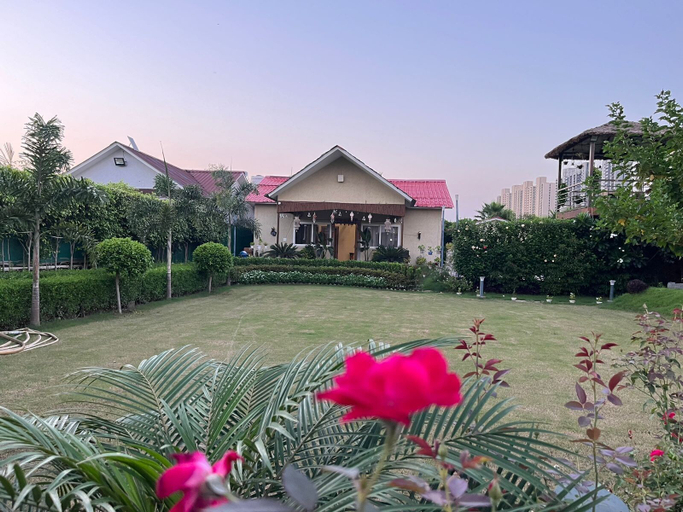 Exterior & Views 2, GoBravo 37 - 2Bhk Farm with Pool & Garden Sec150 Noida, Gautam Buddha Nagar