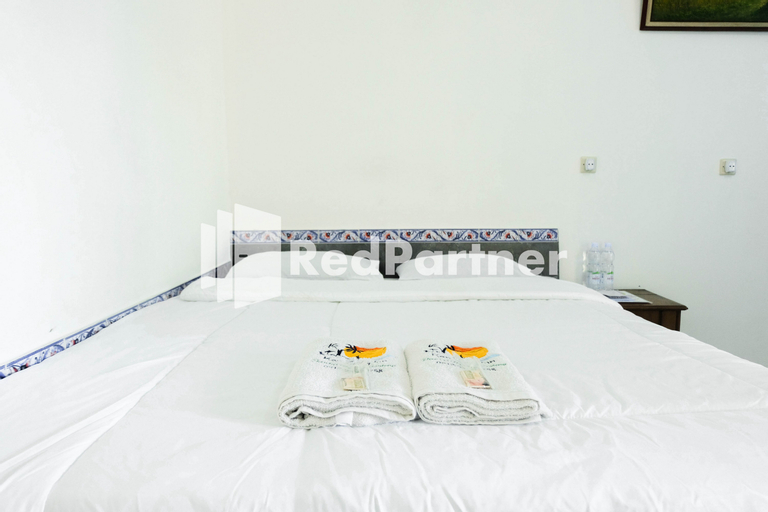 Bedroom 2, Ken Zong Inn Hotel, Sukabumi