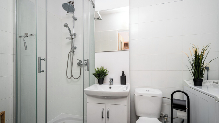 Bathroom, Apartamenty Sun & Snow Kasprowicza Warszawa, Warsaw