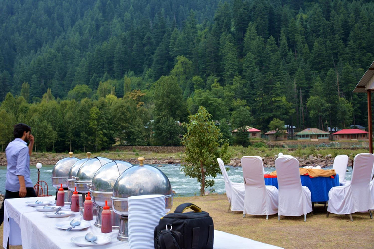 Food & Drinks, Keran Retreat, Kupwara