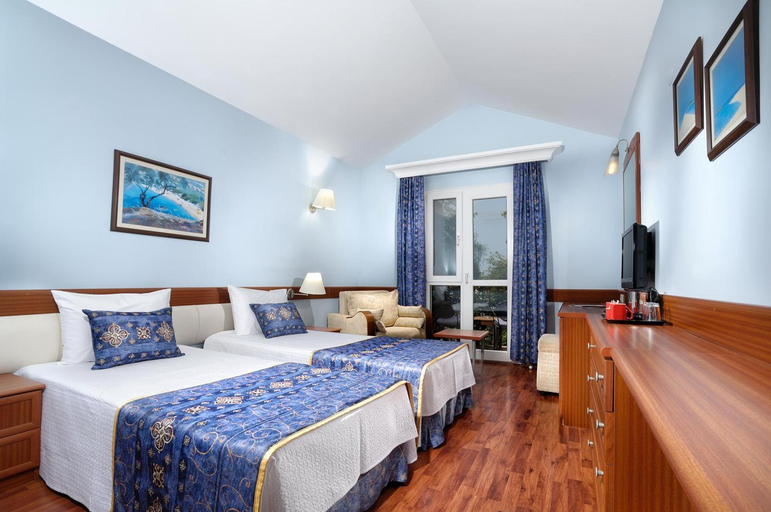 Bedroom 3, Belcekiz Beach Club - All Inclusive, Fethiye