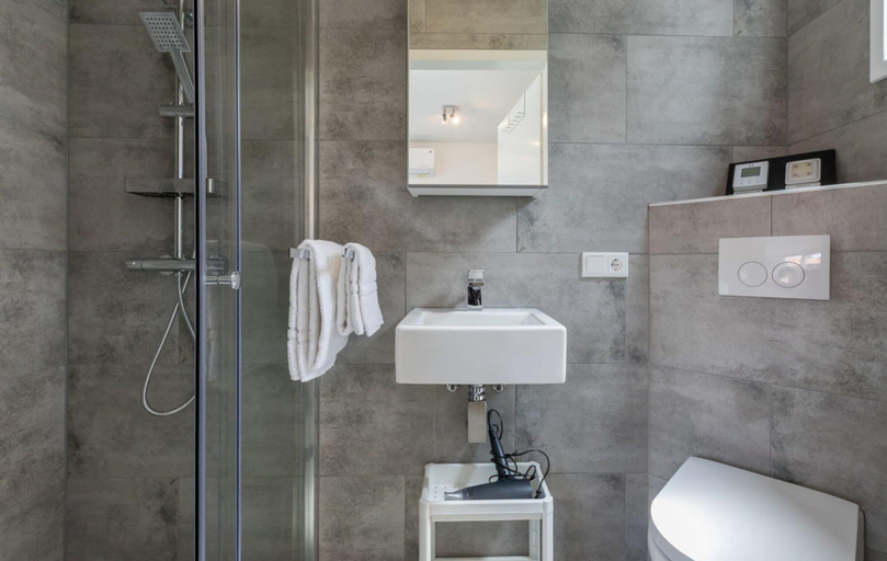 Bathroom, Holiday Home in Biggekerke With Infrared Sauna, Veere