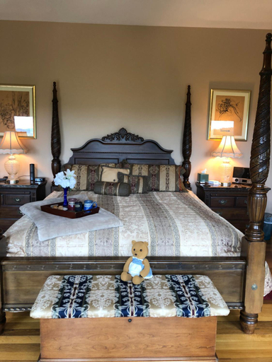 Bedroom 2, Coppertoppe Inn & Retreat Center, Grafton