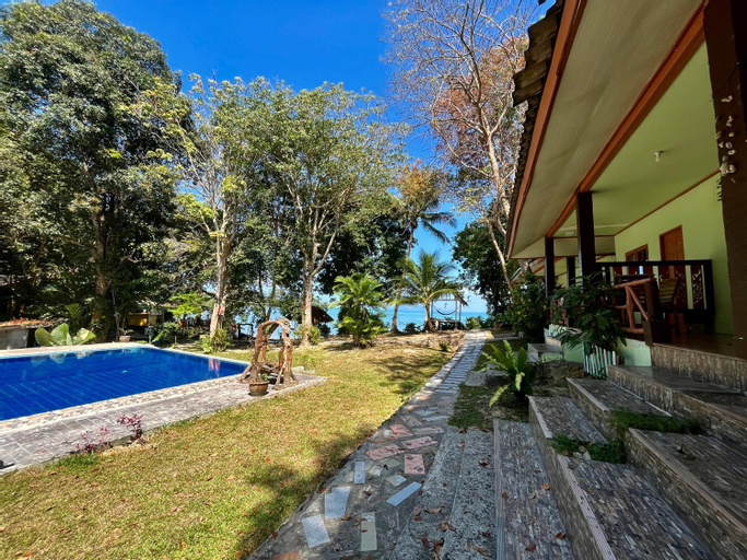 Swimming Pool 9