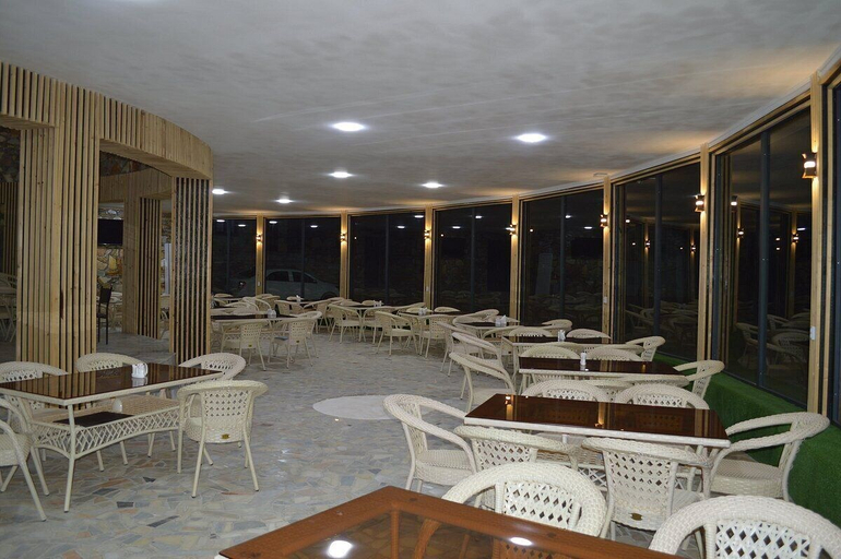 Business Facilities, Sputnik Navoi Yort camp, Tomdi