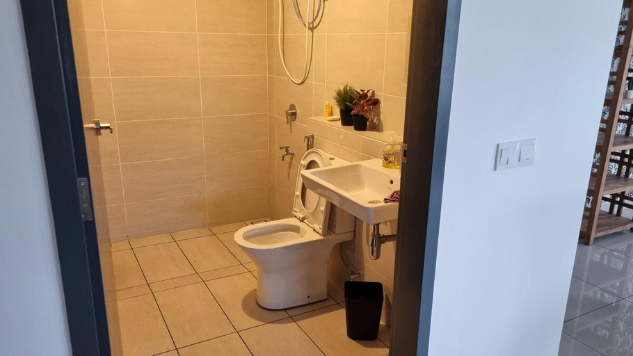 Bathroom, Vaccation Villa @ Maris Desaru, Kota Tinggi