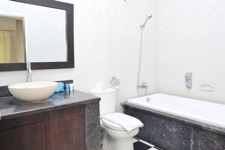 Bathroom 4