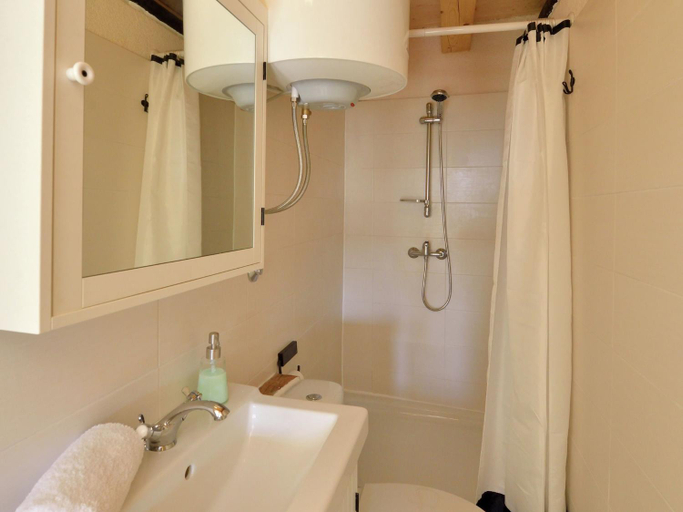 Bathroom 3, Seaside Retreat in Marina di Grosseto, Starigrad
