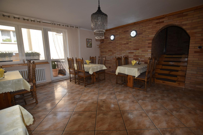 Others 4, Motel Za Grosik, Wałcz