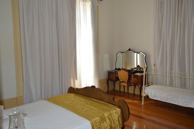 Others 5, Casa Vermelha, Vila Nova de Foz Côa