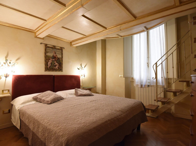 Bedroom 4, Apartment in Florence Near Duomo, Florence