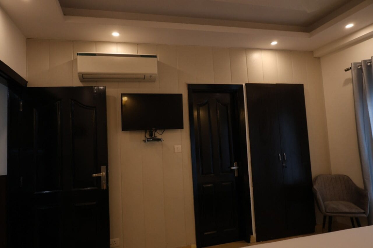 Others 4, Hotel Heritage, Delhi