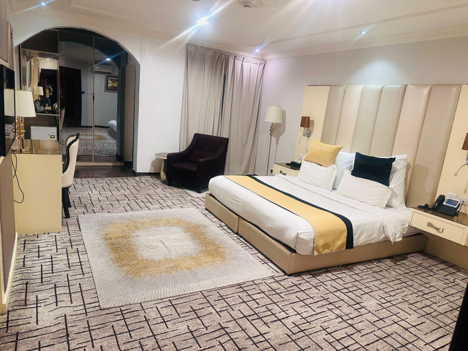 Bedroom 2, Cheerful Hotel Al Rass