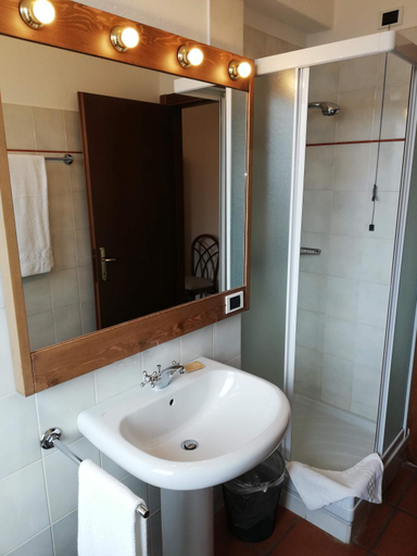 Bathroom 2, La Corte di Lurago, Como