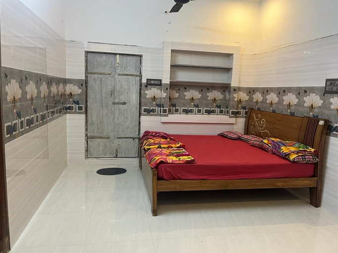 Others 5, Hasini Cottage, Karaikal