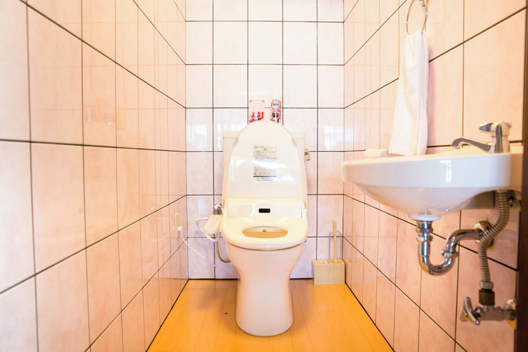 Bathroom 4, Public Inn Okinawa, Chatan