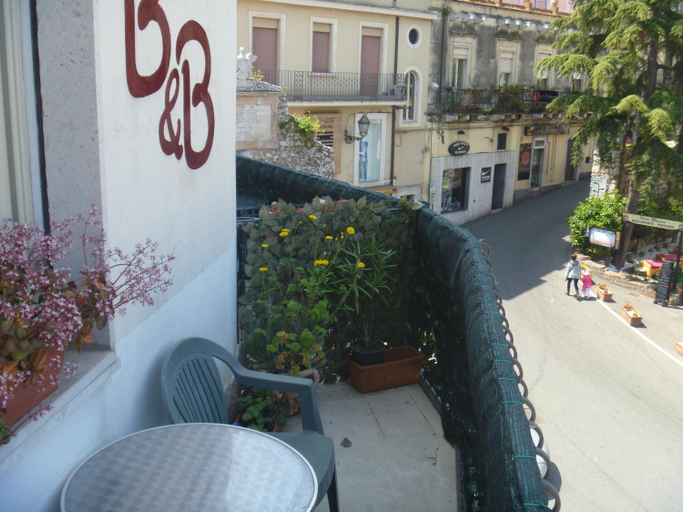 Others 4, B&B Porta del Re, Messina